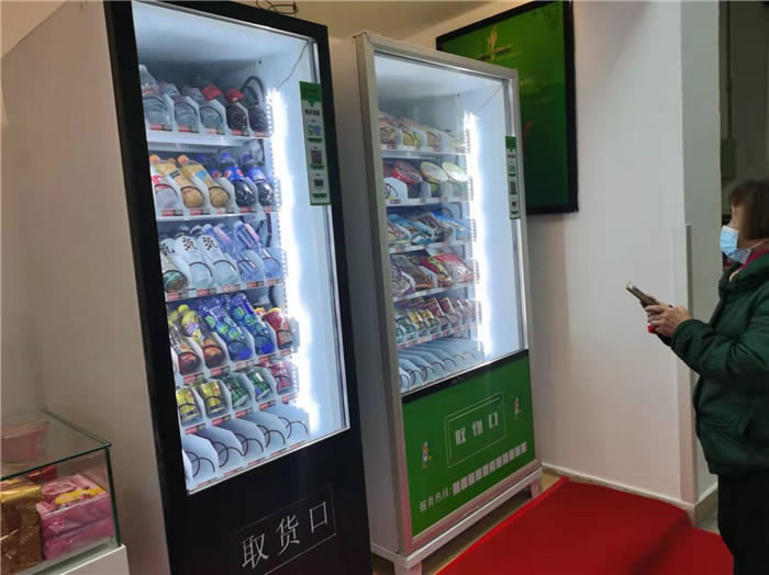 四川中青旅綿陽分社、綿陽市中旅假日旅行社、綿陽自來文化傳播有限公司24H自助售貨服務盛大開業(yè)