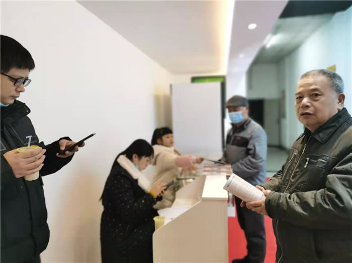 四川中青旅綿陽分社、綿陽市中旅假日旅行社、綿陽自來文化傳播有限公司24H自助售貨服務盛大開業(yè)