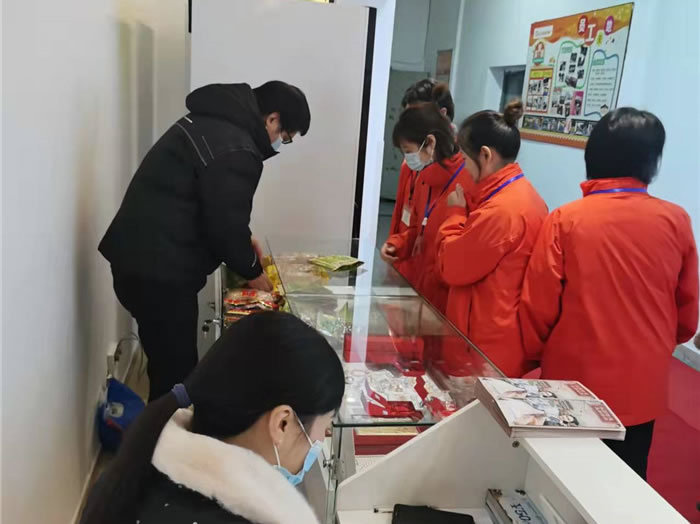 四川中青旅綿陽分社、綿陽市中旅假日旅行社、綿陽自來文化傳播有限公司24H自助售貨服務盛大開業(yè)